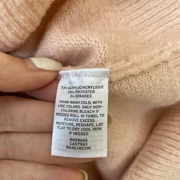 Rachel Parcell Lightweight Blush Sweater with pearl accents - Picture 2 of 12